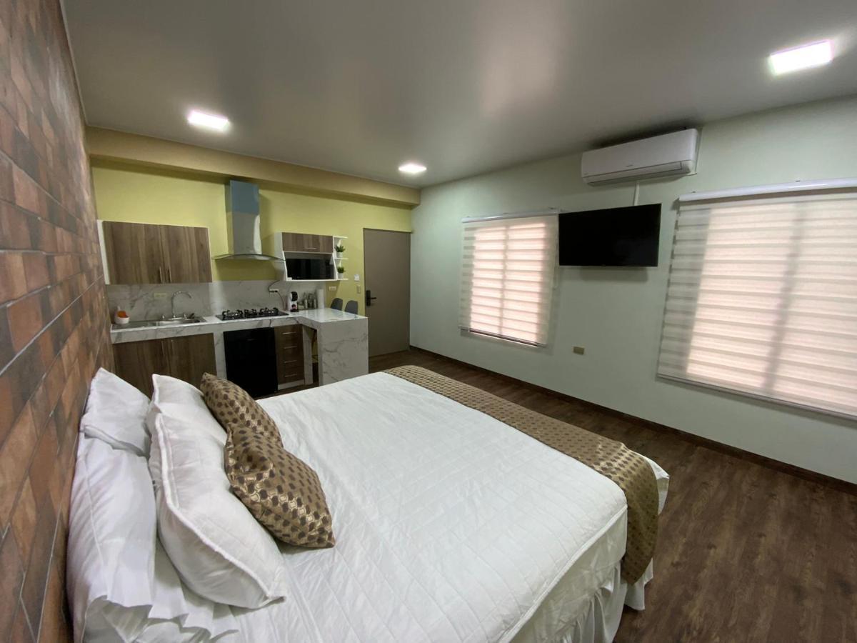 סאן סלבדור Villa Las Flores מראה חיצוני תמונה