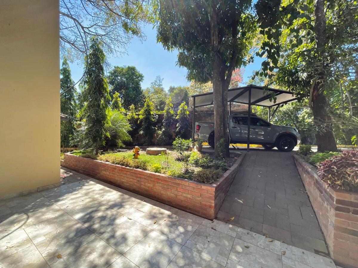 סאן סלבדור Villa Las Flores מראה חיצוני תמונה
