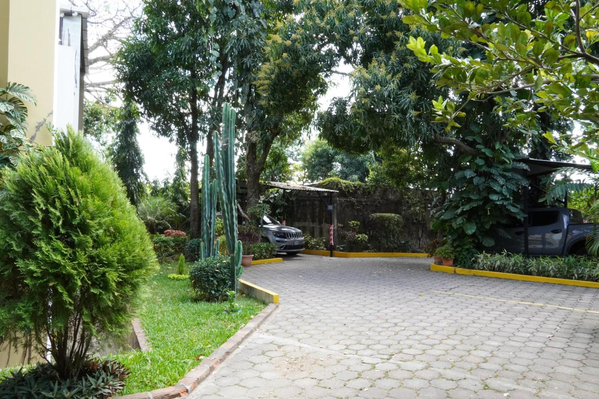 סאן סלבדור Villa Las Flores מראה חיצוני תמונה